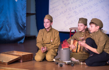 19 февраля в школе «Премьер» традиционно прошёл «Фестиваль патриотической песни» 11